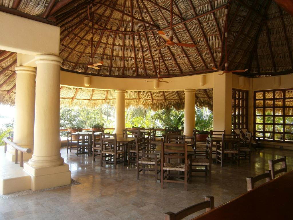 Villa Marina Porto Ixtapa イスタパ エクステリア 写真